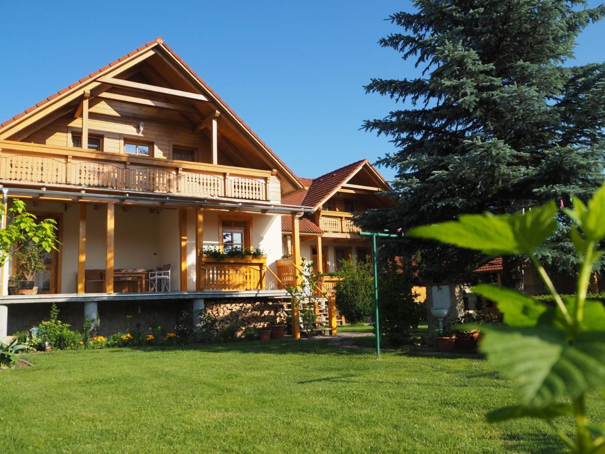 Privat Alenka Hotel Liptovský Mikuláš Екстериор снимка